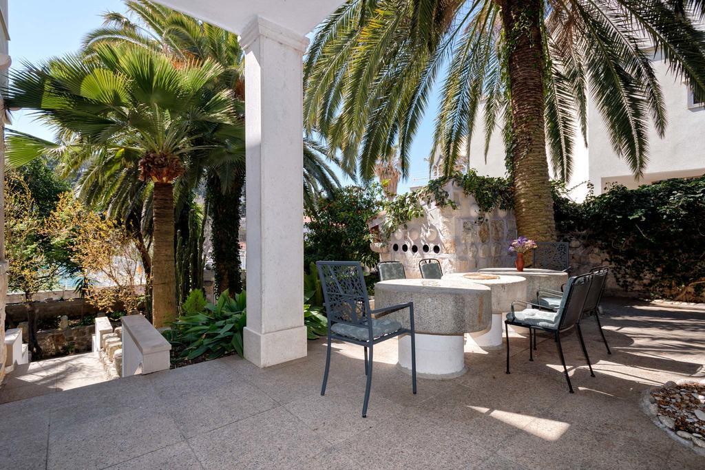 Apartments Villa Domus Marini Hvar Town Buitenkant foto