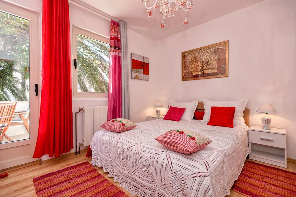 Apartments Villa Domus Marini Hvar Town Buitenkant foto