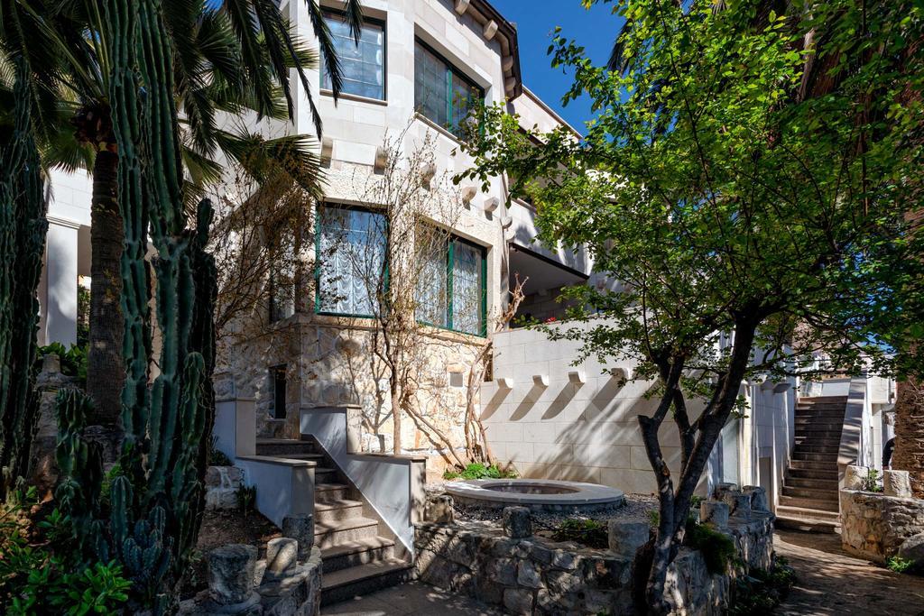 Apartments Villa Domus Marini Hvar Town Buitenkant foto